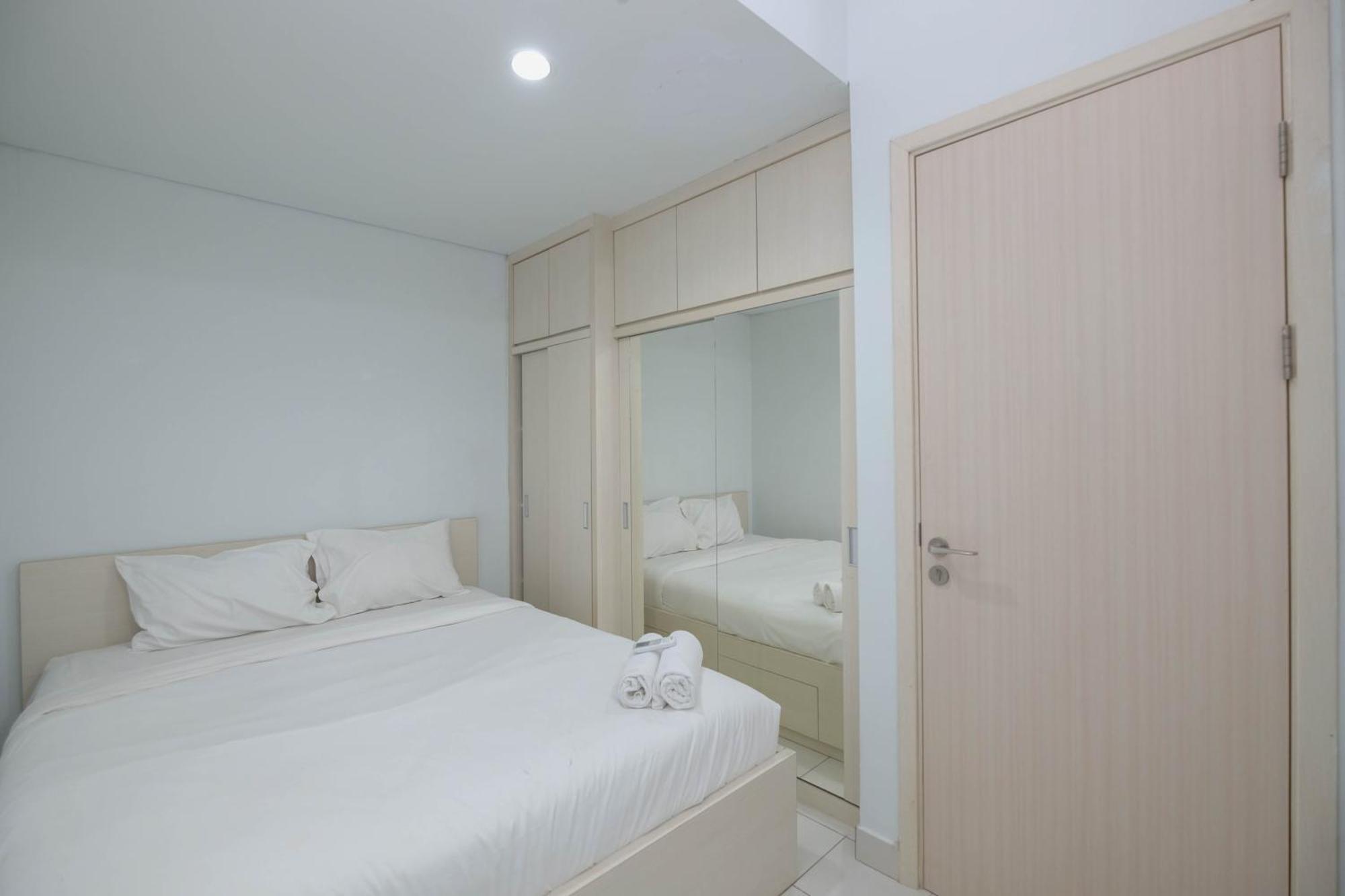 Apartemen Comfy And Homey 2br At Patraland Urbano By Travelio Bekasi